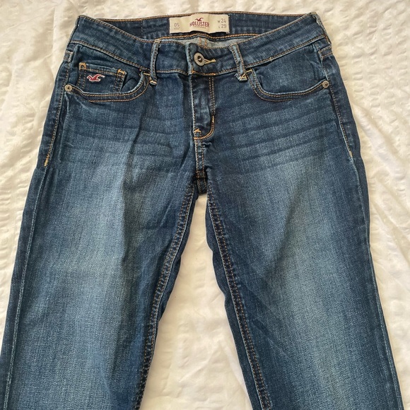 Hollister Classic Blue Women's Skinny Jeans - Picture 4 of 16